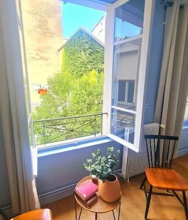 Superbe Maison Pres Du Sacre Coeur Paris