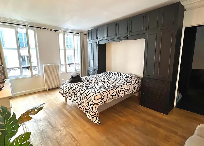 Δωμάτια σε οικογενειακή κατοικία Superbe Maison Pres Du Sacre Coeur Παρίσι